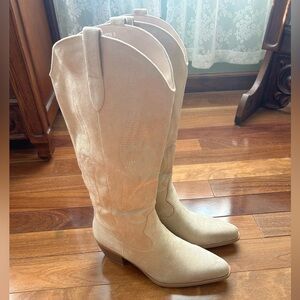 Women's Knee-High Suede Western Boots in Light Beige